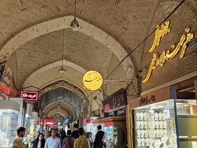 طلافروش‌ها زورشان چربید/ بازار تاریخی کرمان از حجره‌های صنایع‌دستی خالی شد