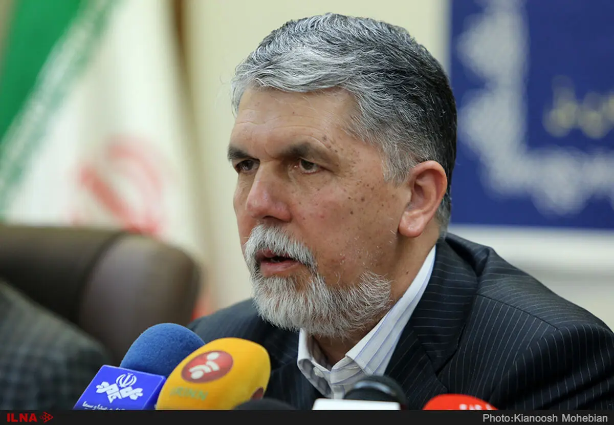 نمی‌توانیم کف و سقف مطالبات را به سرعت پرکنیم/هیچ هنرمندی از ناحیه ارشاد ممنوع‌الکار نیست/لغو یک مجوز هم غلط است/با رفتار سلیقه‌ای؛ نظام و حاکمیت را به عنوان یک شخص معرفی نکنیم