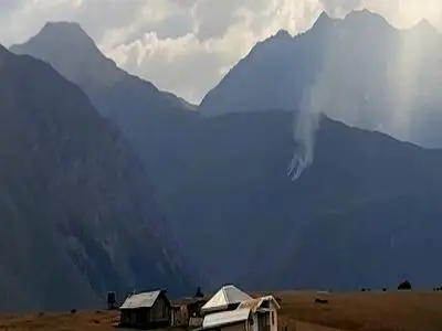 آتش‌سوزی ارتفاعات کلاردشت و مازیچال به طور کامل مهار شد