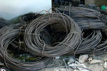 کشف 800 کیلوگرم کابل آلومینیومی سرقتی شبکه برق در استان مرکزی