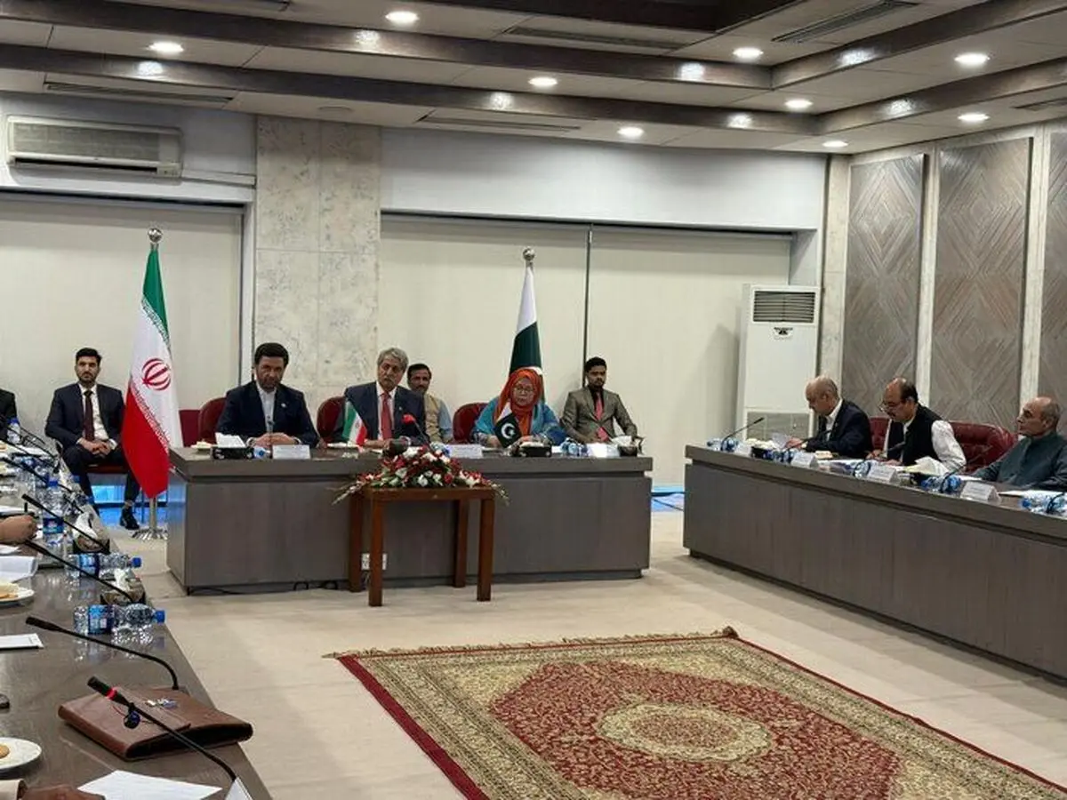 اجتماع لاعضاء مجموعتي الصداقة البرلمانية لايران وباكستان