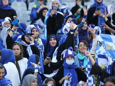 تمجید فیفا از دولت و فوتبال ایران به خاطر حضور زنان در ورزشگاه