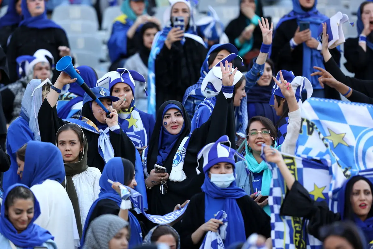 تمجید فیفا از دولت و فوتبال ایران به خاطر حضور زنان در ورزشگاه