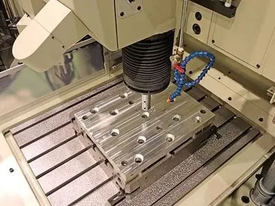 آموزش کار با دستگاه cnc