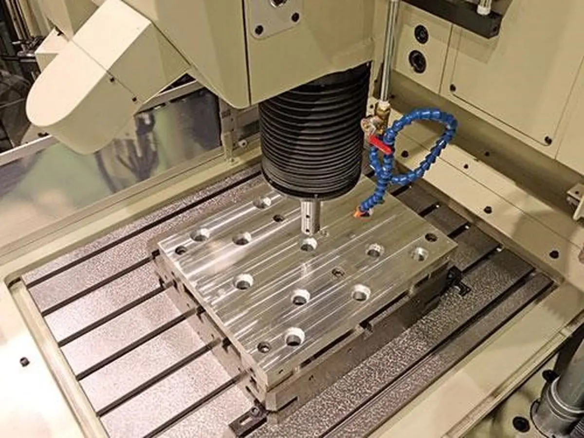 آموزش کار با دستگاه cnc