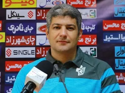 پاشایی: داور بازی باعث شکست ما شد