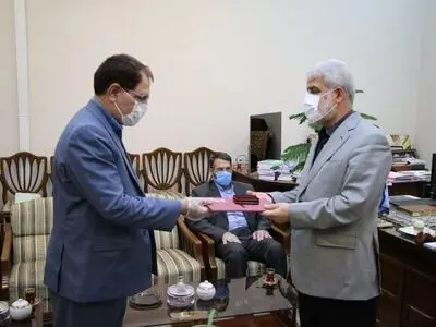 تقدیر از قضات و کارکنان نمونه کشوری دادگستری تهران