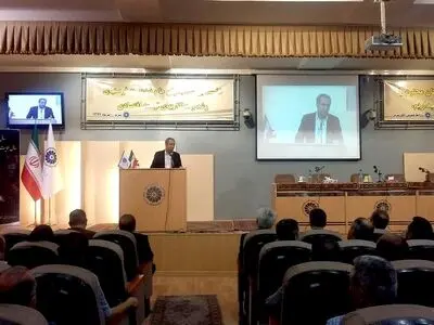 توسعه صادرات و جایگزینی واردات بهترین عملکرد در شرایط اقتصاد کشور است