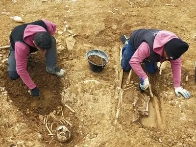 گورستانی با ۶۷ اسکلت و اشیای ارزشمند در ایتالیا کشف شد