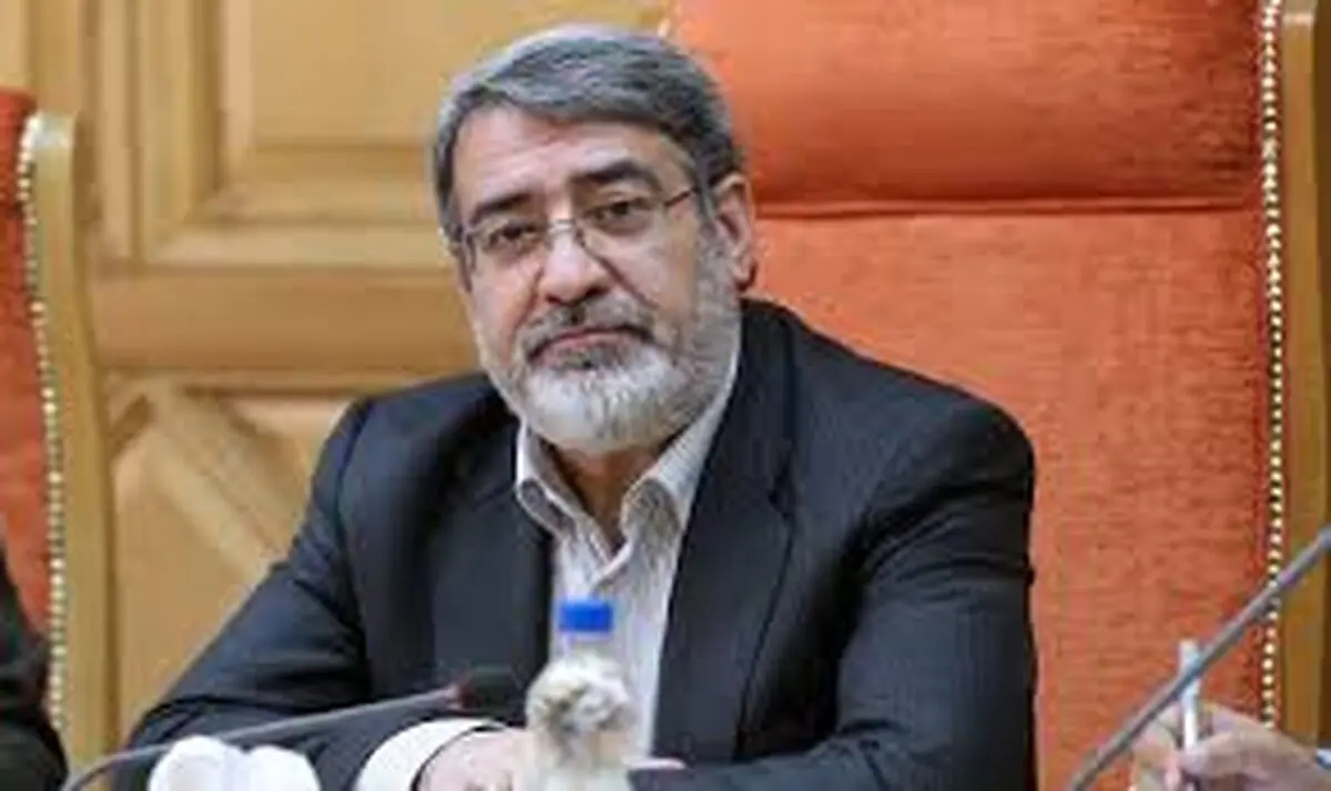 وزیر کشور از تلاش‌های ارزشمند بانک صادرات ایران برای حل مشکل پدیده شاندیز تقدیر کرد
