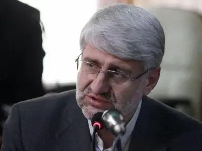 ترمیم حقوق‌ها به نحوی باشد که کاهش قدرت خرید  را جبران کند