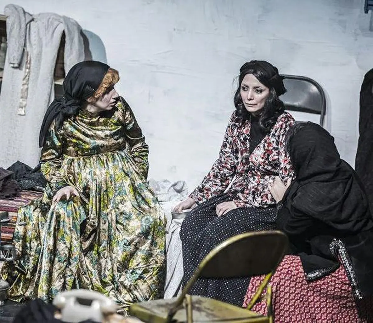 بازبینی نامحسوس از نمایش حسین کیانی حین اجرا/شورای نظارت نگاه سختیگرانه و بی‌اعتماد به تئاتر اجتماعی دارد
