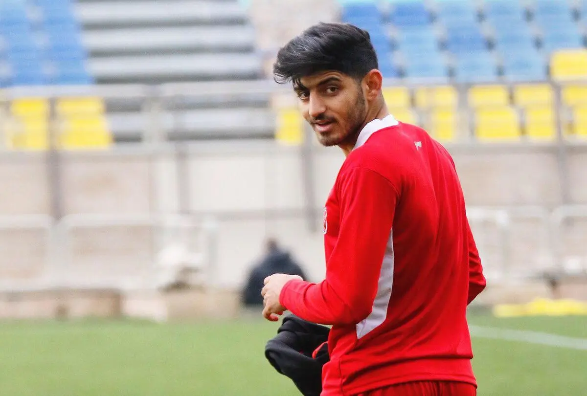 یک مرحله از یک جام، یک بازیکن در دو لباس با پرسپولیس!