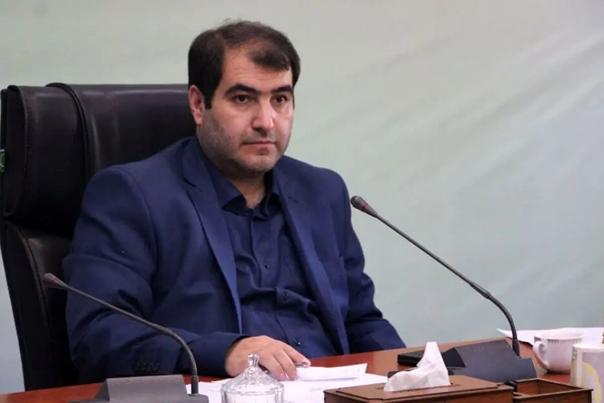 بانک‌ها تسهیلات را  به سمت تولیدکنندگان واقعی هدایت کنند