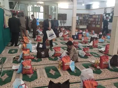 سبد کالای حمایتی کارگران ساختمانی قم در ایام کرونا به عدد ۱۴هزار رسید