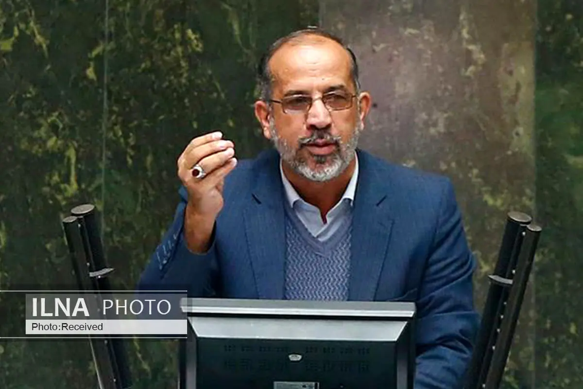 موعظه نمایندگان توسط رئیس‌جمهور شأن مجلس را زیر سوال می‌برد