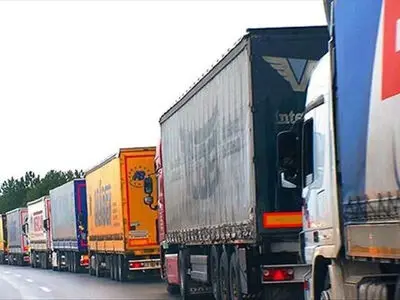 افزایش ظرفیت پذیرش کامیون‌های ایرانی در مرز بازرگان توسط گمرک ترکیه