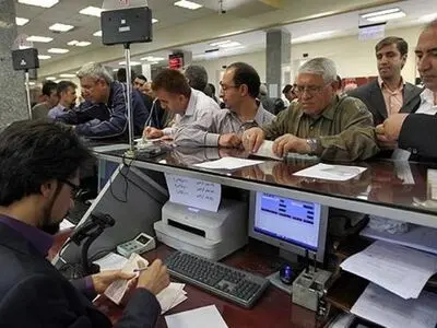 فقط به ۱۲ هزار شعب بانکی در کشور نیاز داریم/ کاهش قابل توجه نسبت مطالبات معوق به تسهیلات