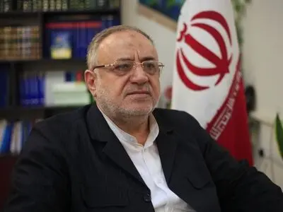  تجمع شب گذشته محدود اما  پیچیده بود 