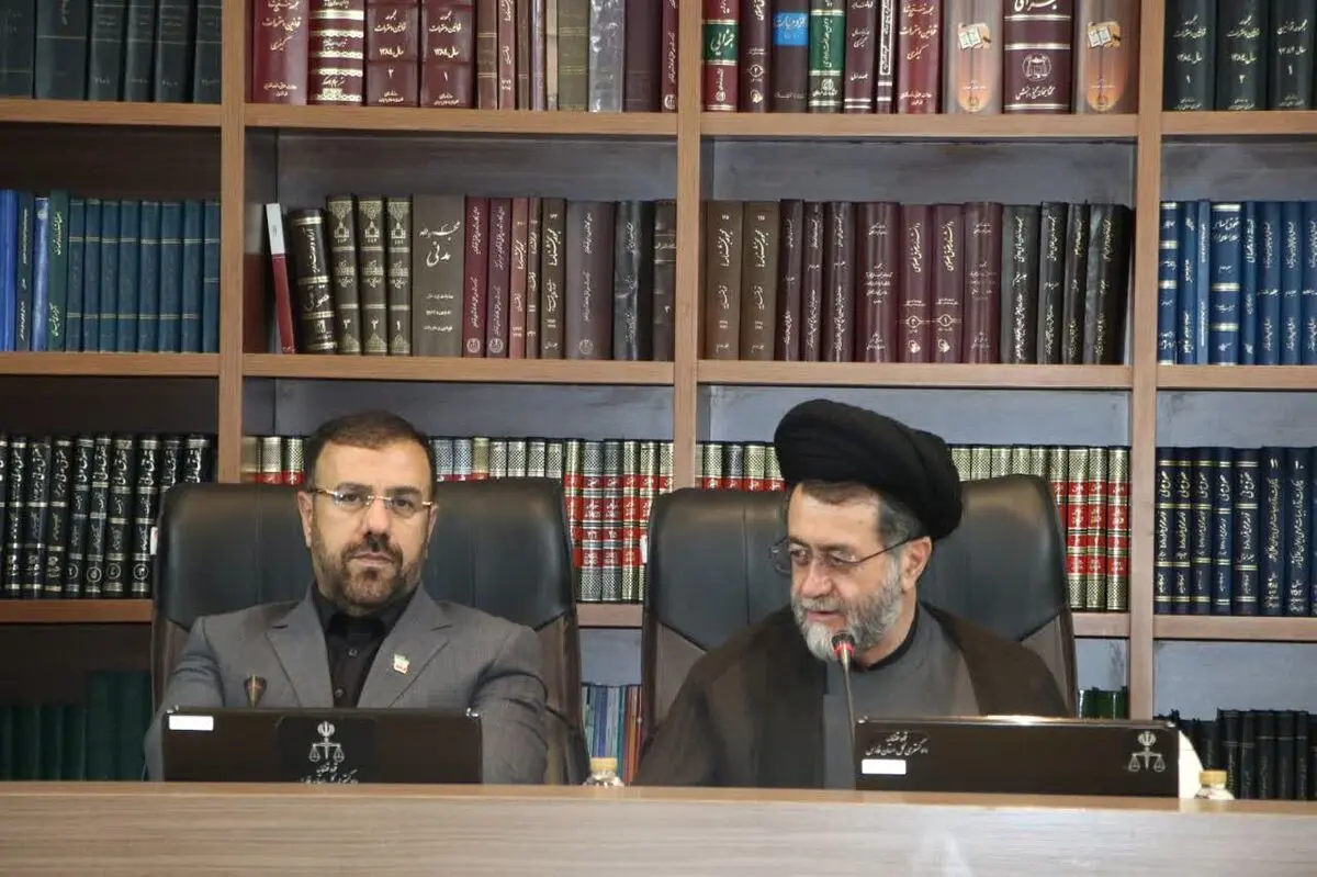 تحقق سند تحول قضایی نیازمند وحدت رویه در فارس است/ استاندار: قضات باید در فضایی آرام و مستقل به اجرای عدالت بپردازند