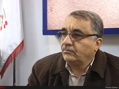 علل موثر در کناره‌گیری نخست‌وزیر کانادا چه بود؟
