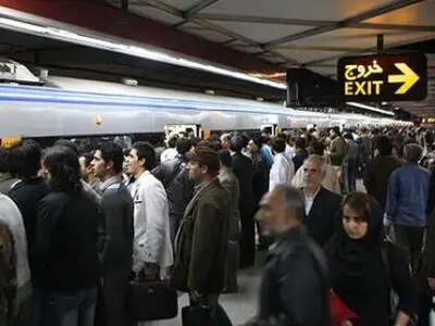 خدمت‌رسانی به مسافران خط ۵ مترو متوقف شد