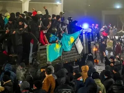 واکنش کنفدراسیون بین‌المللی اتحادیه‌های کارگری به بازداشت فعالان کارگری قزاقستانی