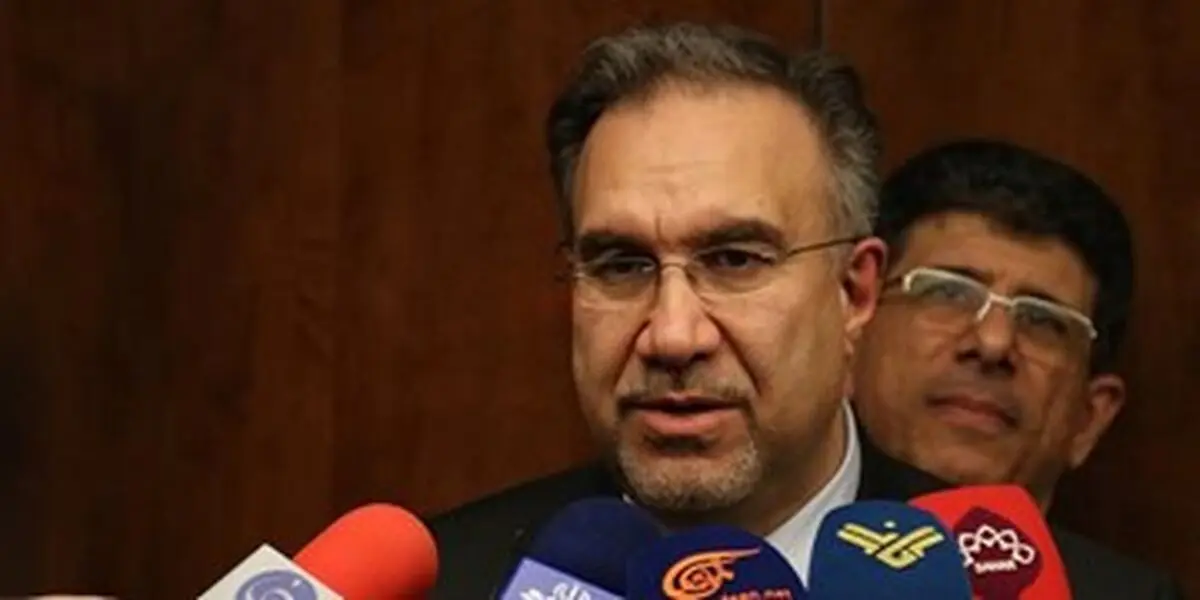 پول ایران را با ارزهایی غیر از دلار پرداخت می‌کنیم/ تحریم آمریکا تاثیری بر تعاملات مالی دو کشور نگذاشته است