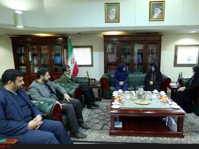 همه منابع فارسی خطی جهان فهرست‌نگاری می‌شود