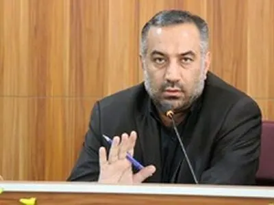 کشف انبار احتکار دارو و اقلام بهداشتی در شیراز/ بیش از ۳ هزار لیتر الکل احتکار شده در اختیار دانشگاه علوم پزشکی قرار گرفت