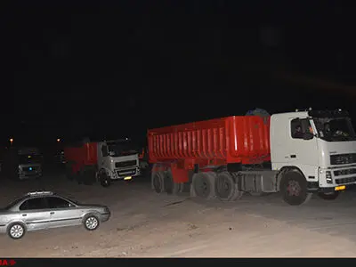 تجمع اعتراضی 200 راننده معدن گلگهر نسبت به کاهش هزینه حمل بار 