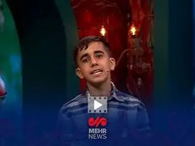 تسلط نوجوان ۱۲ ساله همدانی به ۹ زبان زنده دنیا/فیلم