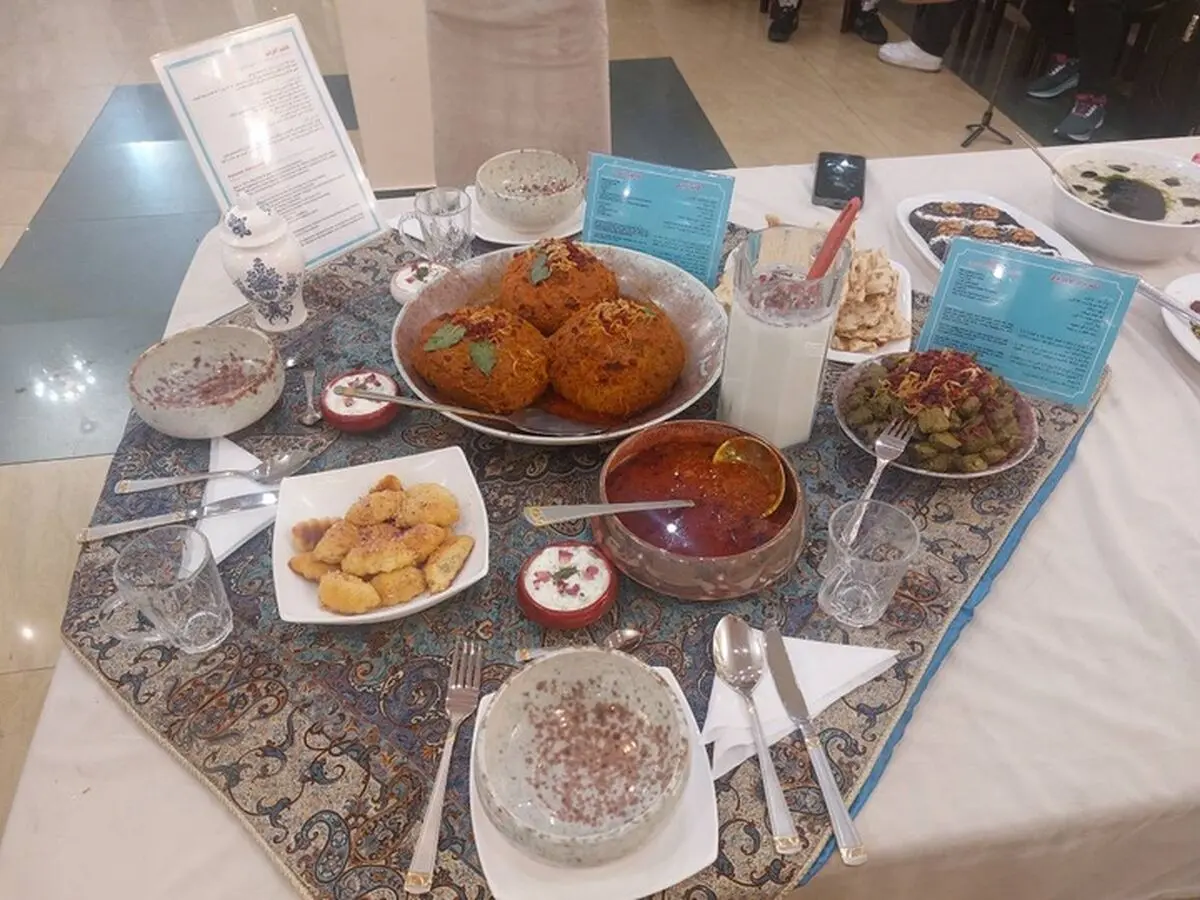 کسب رتبه سوم مسابقات آشپزی جام صلح برای هنرمند آذربایجان شرقی