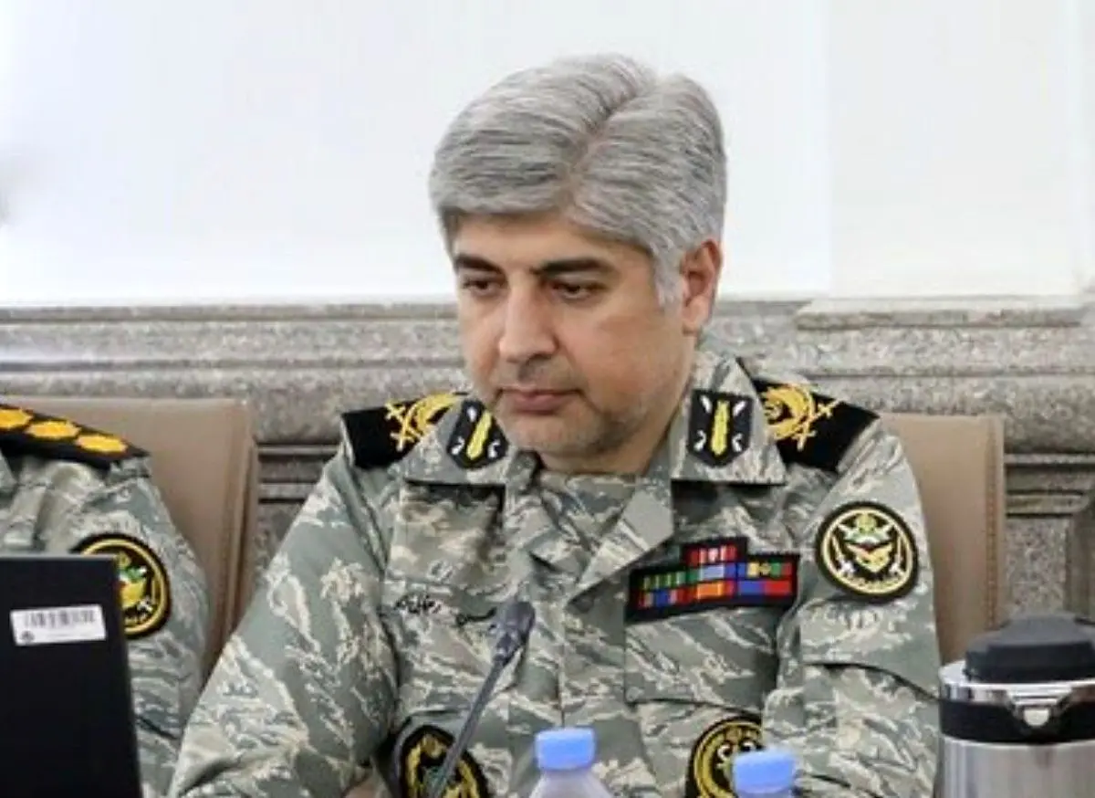 حضور گسترده گروه جهادی _پزشکی دانشگاه علوم پزشکی ارتش در مراسم وداع با رهبر شهید انقلاب

