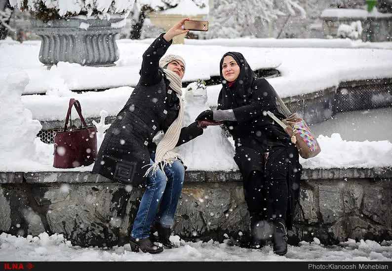 صبح برفی تهران