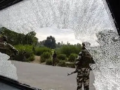  ۱۰ زخمی در پی حمله با نارنجک در کشمیر