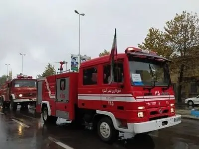 مهار آتش‌سوزیِ نادریِ اهواز با کمک چهار ایستگاه آتش نشانی/ سهل‌انگاری، عامل اصلی حادثه بود