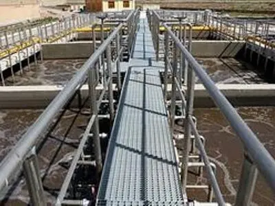 در سرانه مصرف آب زیر شاخص های بین‌المللی هستیم/ مشکل آب در استان را مشکل خود می دانیم/ هفت هزار میلیارد سرمایه گذاری برای استفاده از پساب شهری