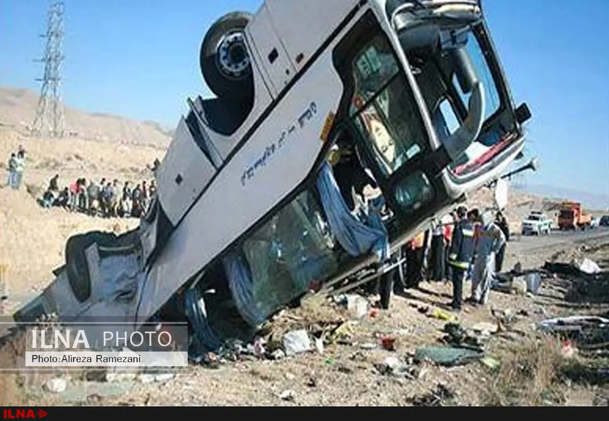 واژگونی اتوبوس مسافربری  ۲  کشته برجای گذاشت