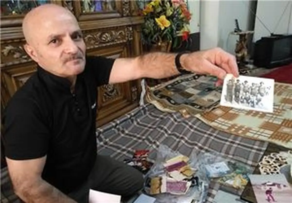 سلام قربان ...من خبرنگارم ولی حالا میوه فروشم