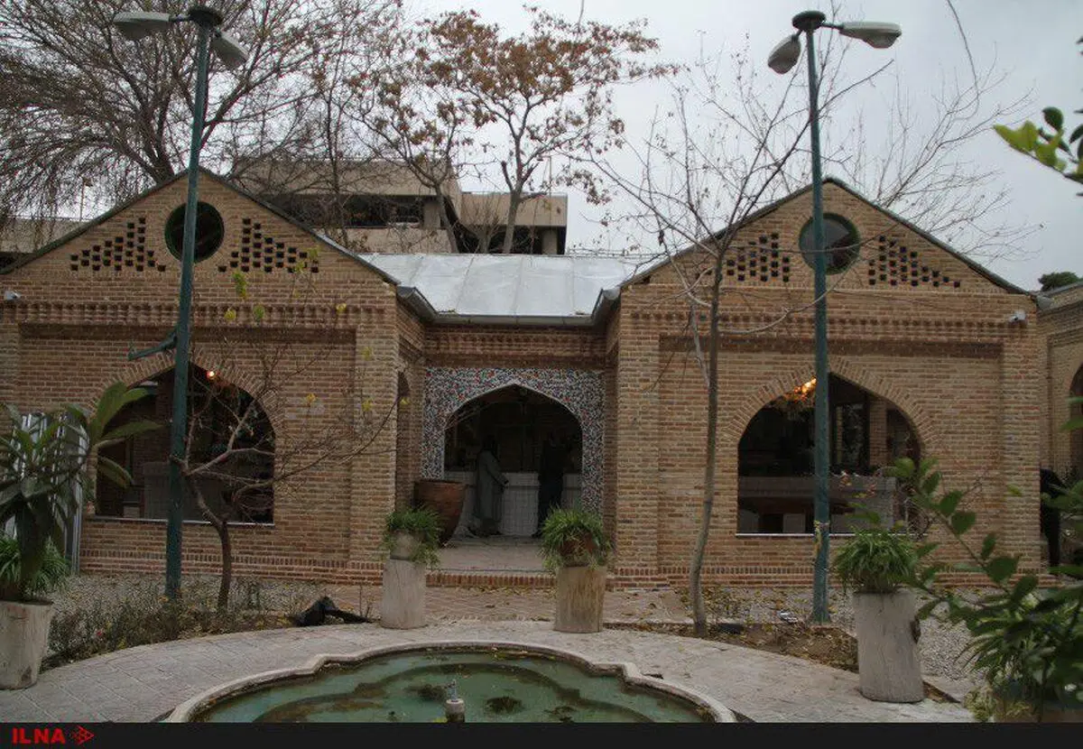 آیا کافه‌ باغ نگارستان، خلاف قوانین میراث‌فرهنگی است؟