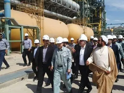 کارخانه آهن اسفنجی فولاد شادگان با ظرفیت اشتغال ۴هزار نفر افتتاح شد 