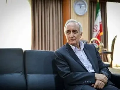 دکتر غنی نژاد: دولت پزشکیان باید قیمت های دستوری را تعطیل کند/ بدون لکنت به مردم بگویید قیمت فعلی بنزین فقط به نفع قاچاقچیان سوخت و افراد پولدار است