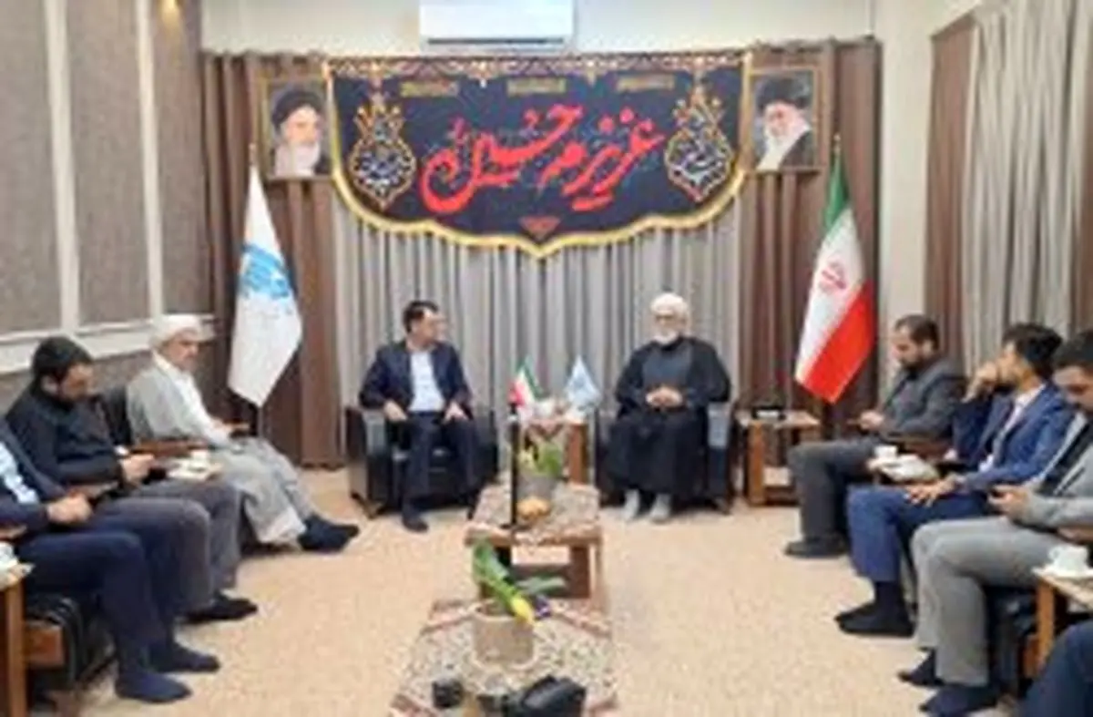 قدردانی امام جمعه کیش از مدیریت تحولآفرین (محمد کبیری) مدیرعامل سازمان منطقه آزاد