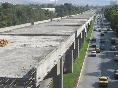 آغاز "ریل‌گذاری" قطار شهری کرمانشاه/ هر ۲ ماه، یک کیلومتر ریل‌گذاری می‌شود