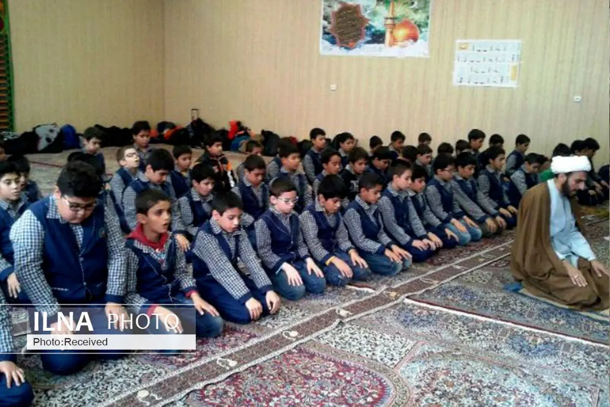 برپایی نماز جماعت در  بیش از 97 درصد مدارس استان قزوین