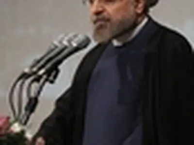 اگر کسی تحریم را می‌پسندد، بیاید استدلال کند