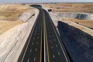 بهره‌برداری از قطعه ۷ آزادراه اصفهان–شیراز به ارزش ۲۲ هزار میلیارد تومان/صرفه‌جویی سالانه ۱۳۶ میلیون لیتر سوخت