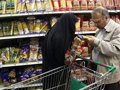  تورم ۱۳۰ درصدی زنده ماندن/ شوک به سفره‌های خالی کارگران/ گرانی بیشتر «فاجعه‌بار» است