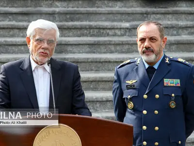 عارف: التفاوض مع ترامب لیس مدرجا حالیا على جدول أعمال الجمهوریة الإسلامیة